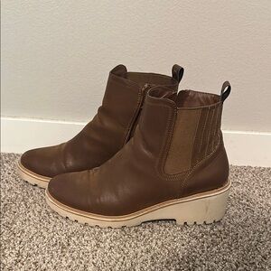 Brown Leather Ankle “Chelsea” Boots